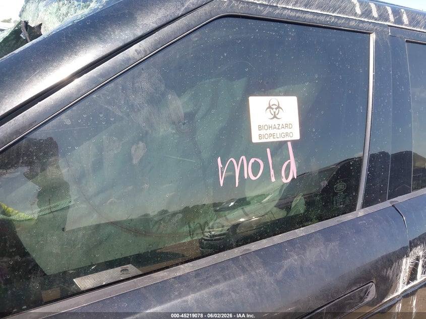 2022 Land rover Range rover evoque VIN SALZL2FX6NH165941 IAAI salvage auction — BIO HAZARD, Salvage Title, sold $1,350 on 2026-08-01 (photo 6)
