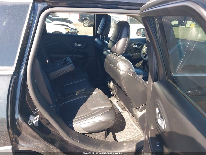 2014 Jeep Cherokee VIN 1C4PJMDS7EW134037 IAAI salvage auction — REAR END, Salvage (Illinois), sold $1,050 on 2026-07-22 (photo 8)
