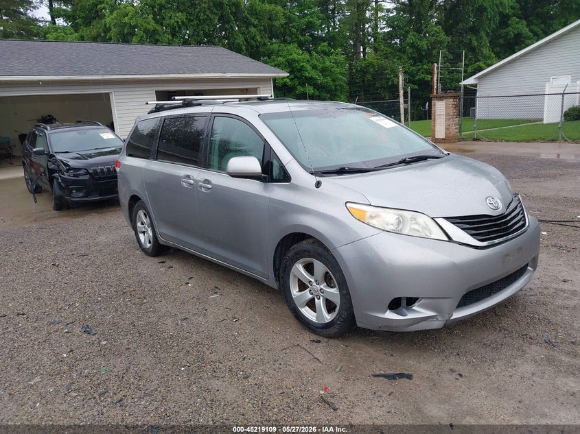 2011 Toyota Sienna VIN 5TDKK3DC4BS003251 IAAI salvage auction — LEFT SIDE, Salvage (Illinois), sold $2,300 on 2026-07-13 (photo 1)
