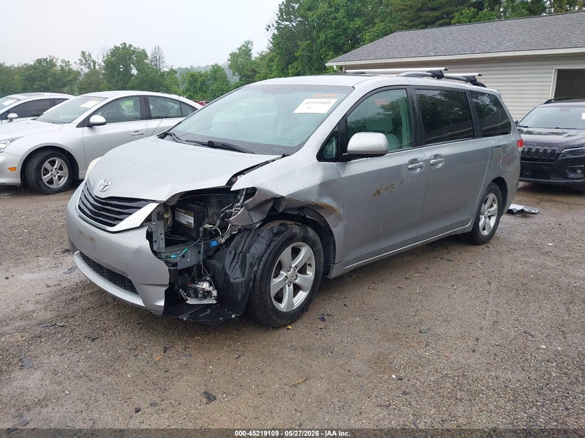 2011 Toyota Sienna VIN 5TDKK3DC4BS003251 IAAI salvage auction — LEFT SIDE, Salvage (Illinois), sold $2,300 on 2026-07-13 (photo 2)