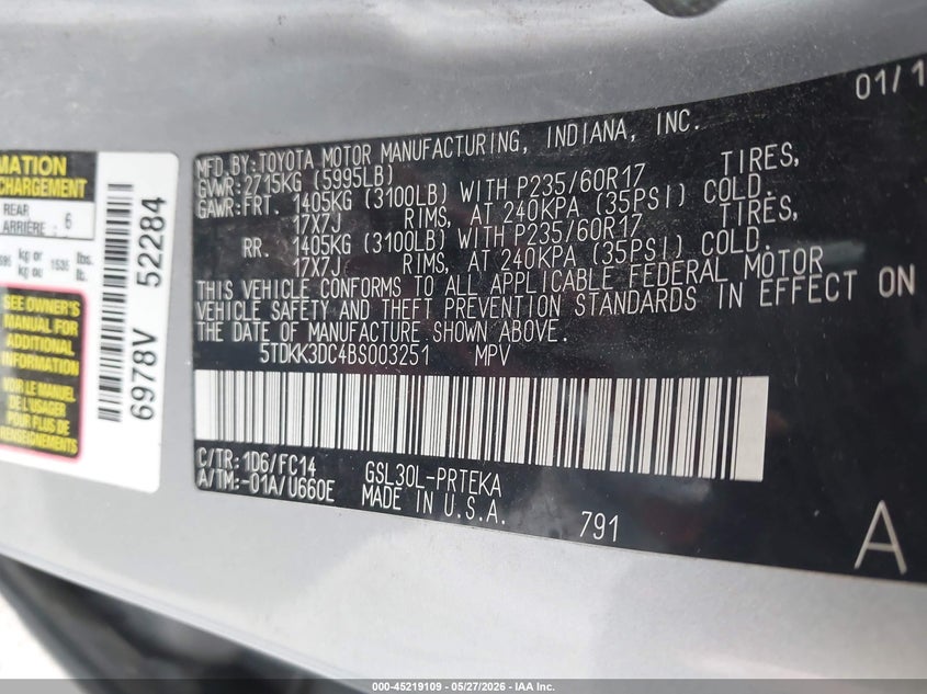 2011 Toyota Sienna VIN 5TDKK3DC4BS003251 IAAI salvage auction — LEFT SIDE, Salvage (Illinois), sold $2,300 on 2026-07-13 (photo 9)
