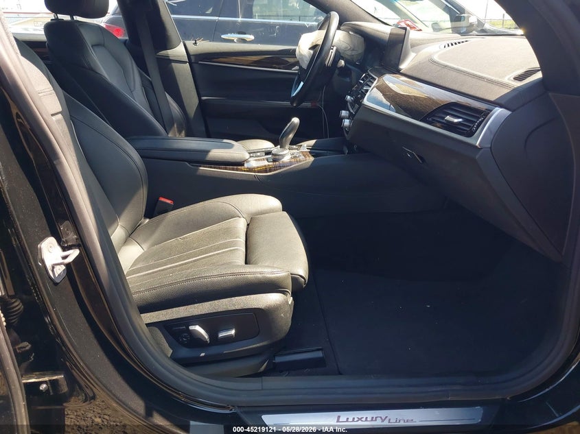 2019 BMW 6er VIN WBAJV6C56KBK08890 IAAI salvage auction — FRONT END, Salvage (New Jersey), sold $8,700 on 2026-08-10 (photo 5)