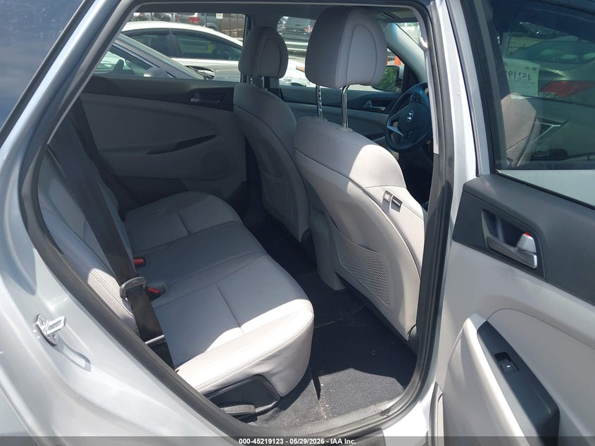 2017 Hyundai Tucson VIN KM8J33A46HU455983 IAAI salvage auction — THEFT, Salvage Title, sold $4,350 on 2026-07-20 (photo 8)