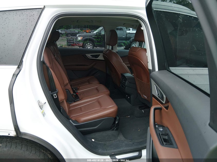 2019 Audi Q7 VIN WA1AHAF74KD047948 IAAI salvage auction — REAR END, Salvage Title, sold $10,600 on 2026-07-30 (photo 8)
