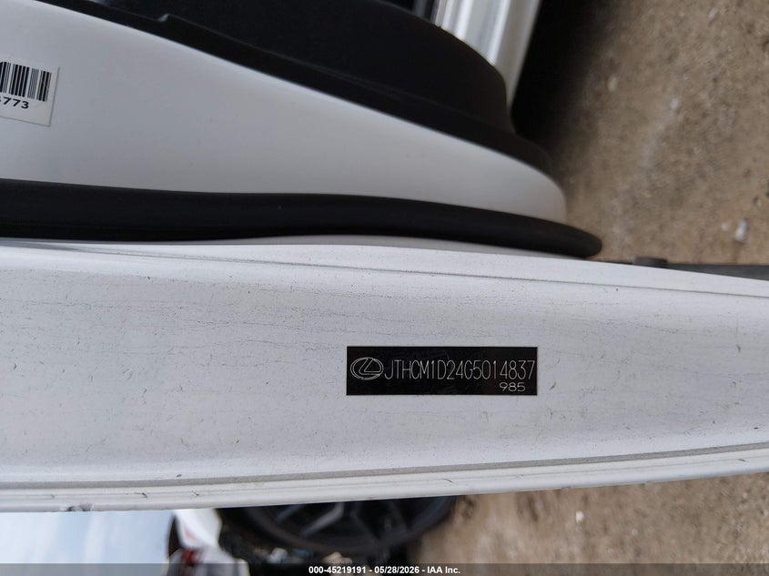 2016 Lexus Is VIN JTHCM1D24G5014837 IAAI salvage auction — FRONT & REAR, Salvage Title, sold $1,025 on 2026-07-14 (photo 9)