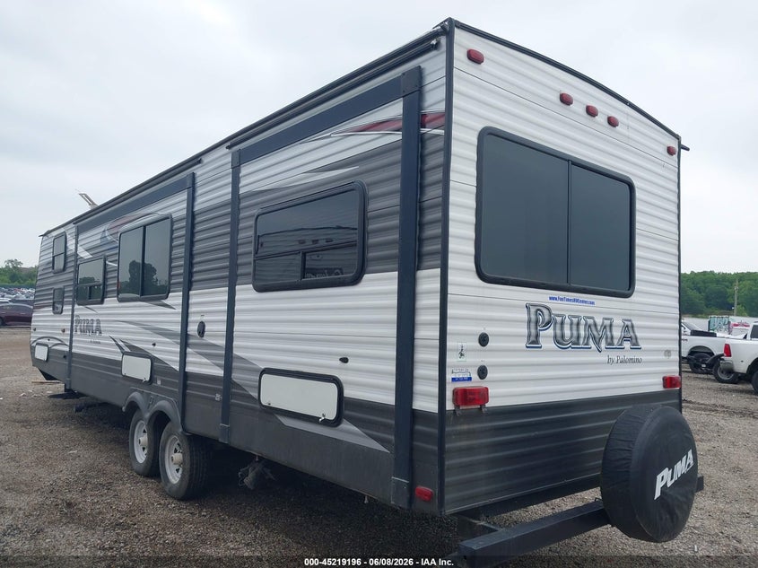 2015 Puma VIN 4X4TPUF2XFP056076 IAAI salvage auction — HAIL, Salvage (Illinois), sold $6,050 on 2026-07-29 (photo 3)