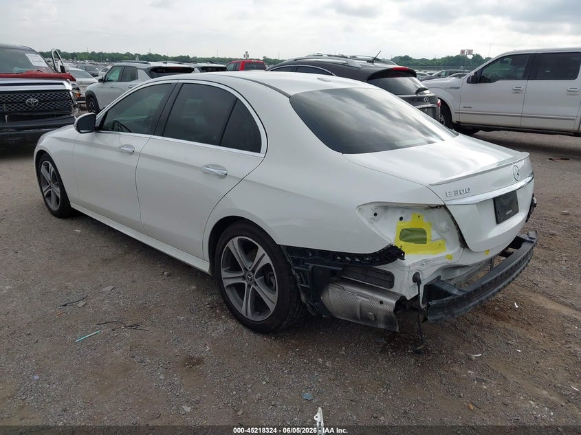 2018 Mercedes-benz E-klasse VIN WDDZF4JB5JA376921 IAAI salvage auction — REAR END, Original (Texas), sold $8,800 on 2026-08-02 (photo 3)