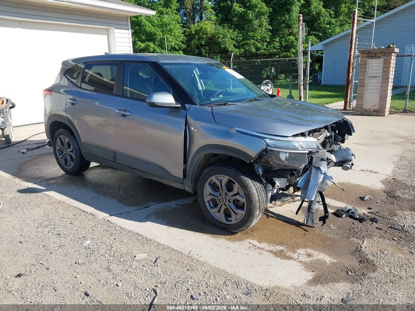 2024 Kia Seltos VIN KNDEPCAA9R7652307 IAAI salvage auction — FRONT END, Salvage Title, sold $3,900 on 2026-07-13 (photo 1)