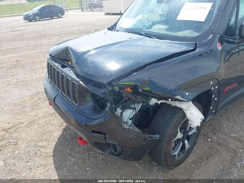 2020 Jeep Renegade VIN ZACNJBC11LPL69335 IAAI salvage auction — FRONT END, Salvage Title, sold $2,650 on 2026-07-15 (photo 6)