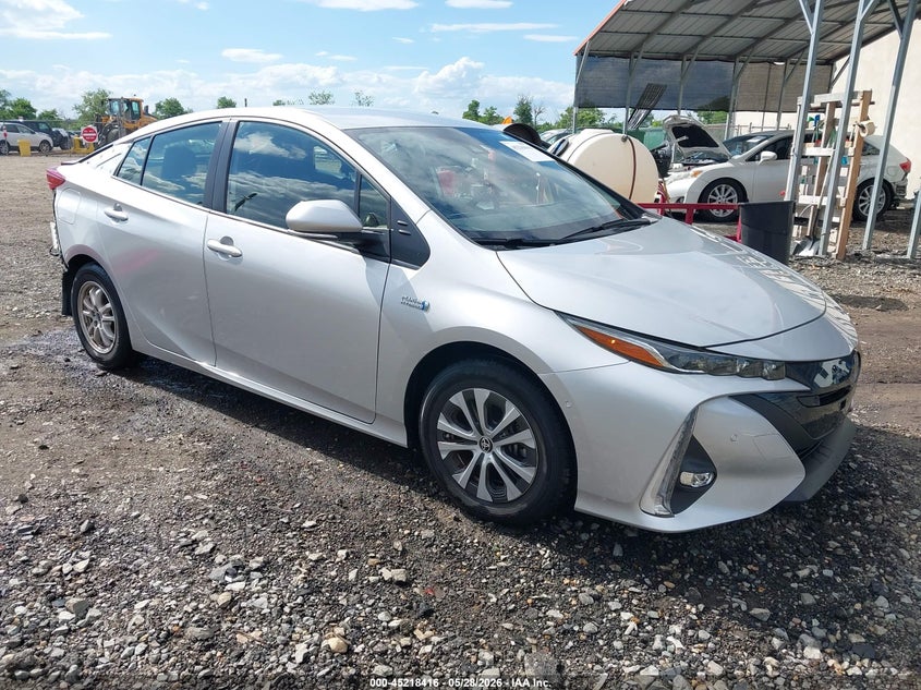 2022 Toyota Prius VIN JTDKAMFP9N3227971 — IAAI salvage auction photo