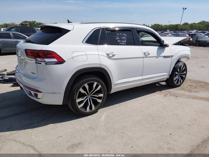 2020 Volkswagen Atlas cross sport VIN 1V2TE2CA8LC213908 IAAI salvage auction — FRONT END, Salvage Title, sold $3,050 on 2026-09-01 (photo 4)