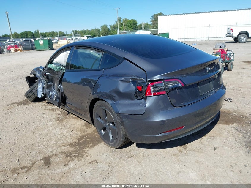 2022 Tesla Model 3 VIN 5YJ3E1EB3NF168903 IAAI salvage auction — SIDE, Salvage Title, sold $3,550 on 2026-07-24 (photo 3)