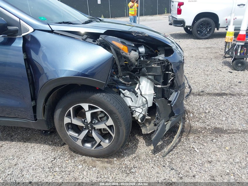 2021 Kia Sportage VIN KNDPM3AC5M7876864 IAAI salvage auction — FRONT END, Salvage Title, sold $3,350 on 2026-07-29 (photo 6)