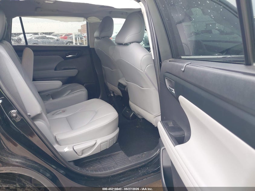 2020 Toyota Highlander VIN 5TDGZRAH4LS015499 IAAI salvage auction — FRONT END, Salvage (Texas), sold $4,850 on 2026-07-29 (photo 8)