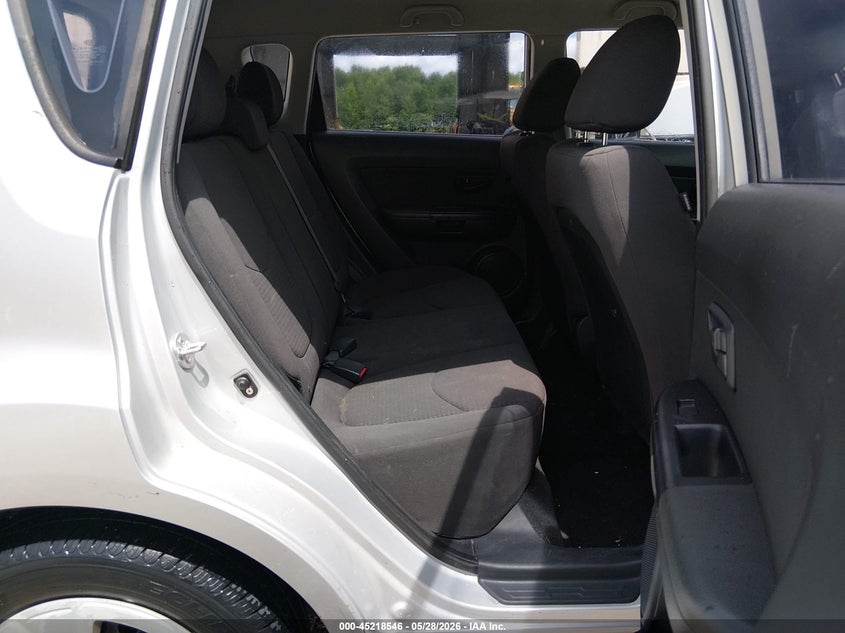 2013 Kia Soul VIN KNDJT2A56D7755426 IAAI salvage auction — FRONT & REAR, Clear (Tennessee), sold $800 on 2026-07-20 (photo 8)