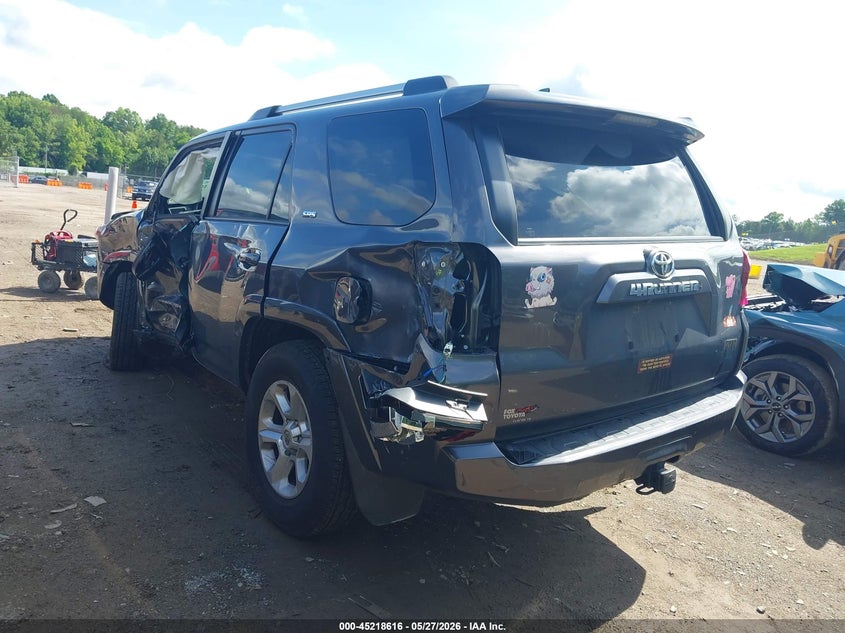 2022 Toyota 4runner VIN JTEMU5JR9N6070564 IAAI salvage auction — LEFT SIDE, Salvage Title, sold $11,000 on 2026-07-08 (photo 3)