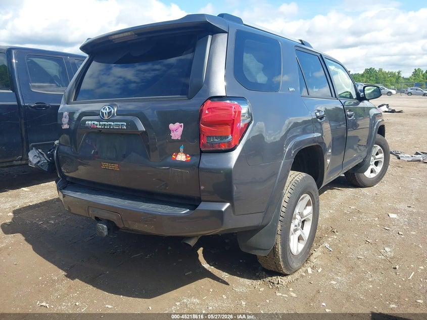 2022 Toyota 4runner VIN JTEMU5JR9N6070564 IAAI salvage auction — LEFT SIDE, Salvage Title, sold $11,000 on 2026-07-08 (photo 4)