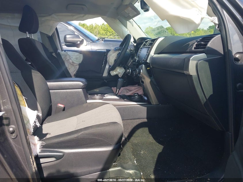 2022 Toyota 4runner VIN JTEMU5JR9N6070564 IAAI salvage auction — LEFT SIDE, Salvage Title, sold $11,000 on 2026-07-08 (photo 5)