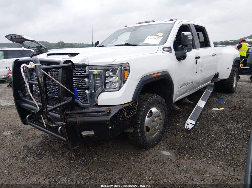 2021 Gmc VIN 1GT49WEY0MF109747 IAAI salvage auction — WATER/FLOOD, Junk (Oklahoma), sold $7,550 on 2026-09-22 (photo 2)