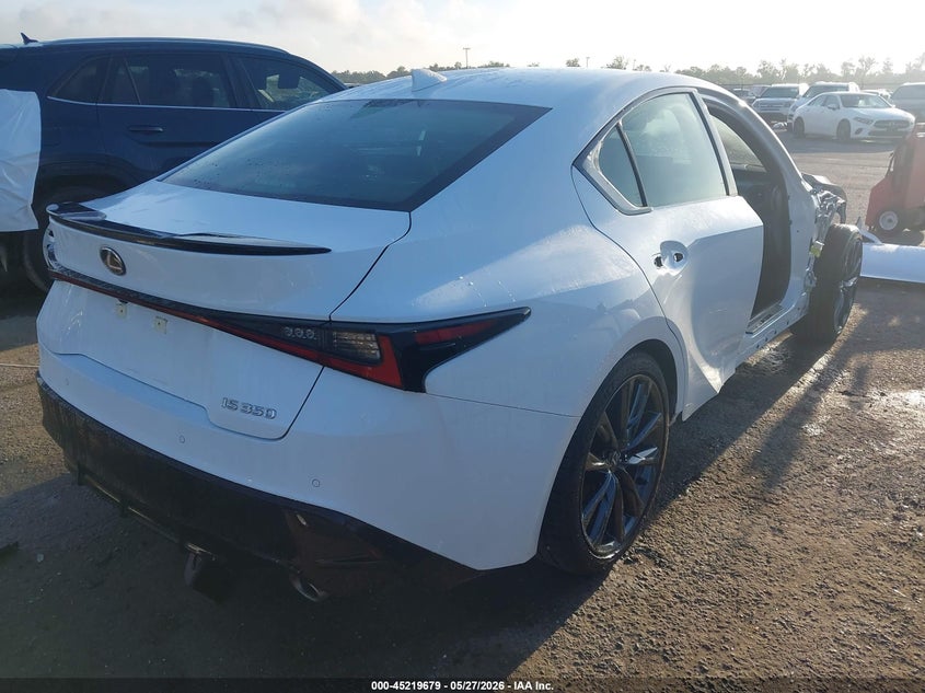 2025 Lexus Is VIN JTHGZ1B22S5083721 IAAI salvage auction — SIDE, Salvage Title, sold $16,000 on 2026-07-18 (photo 4)