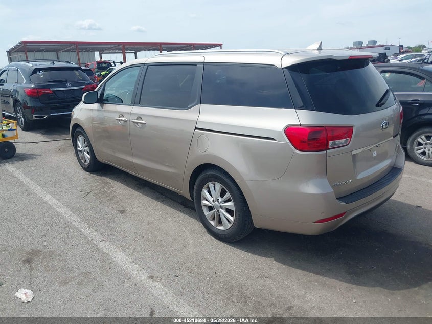 2017 Kia SEDONA VIN KNDMB5C14H6267468 IAAI salvage auction — RIGHT FRONT, Salvage Title, sold $1,575 on 2026-07-28 (photo 3)