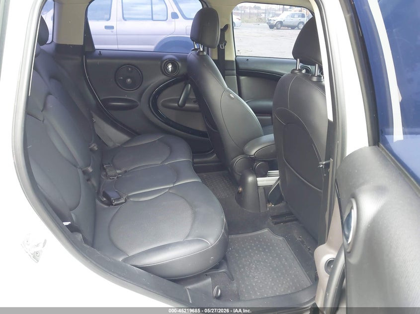 2012 Mini VIN WMWZC3C56CWL86008 IAAI salvage auction — NORMAL WEAR, Salvage (Texas), sold $225 on 2026-07-12 (photo 8)