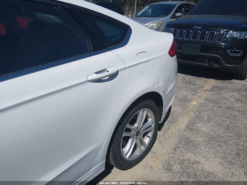 2018 Ford Fusion VIN 3FA6P0UU1JR281980 IAAI salvage auction — NORMAL WEAR, Sf97 (Rhode Island), sold $9,200 on 2026-07-31 (photo 6)