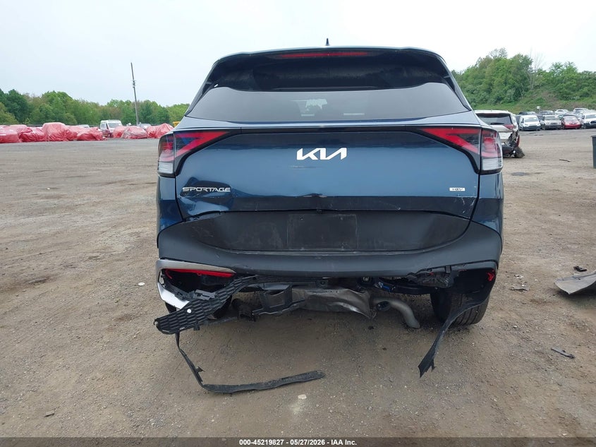 2025 Kia Sportage VIN KNDPVCDG3S7264378 IAAI salvage auction — REAR END, Salvage Title, sold $12,900 on 2026-07-10 (photo 6)