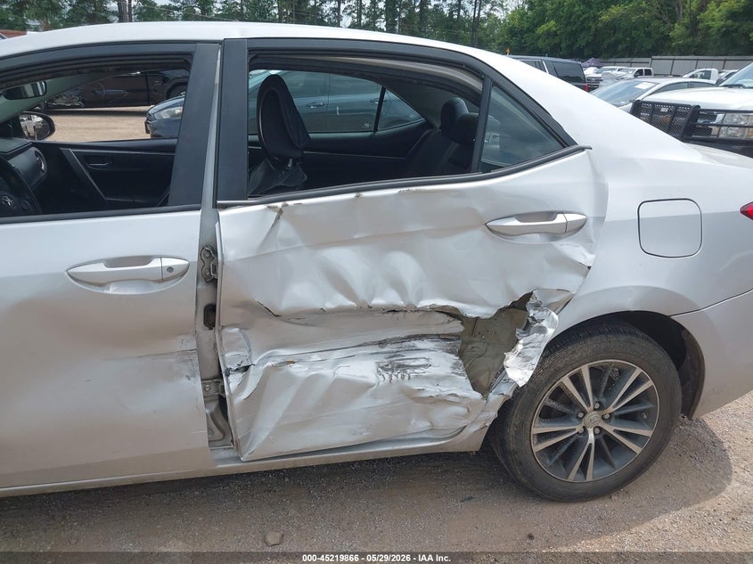 2018 Toyota Corolla VIN 5YFBURHE6JP758711 IAAI salvage auction — SIDE, Salvage Title, sold $2,900 on 2026-07-30 (photo 6)
