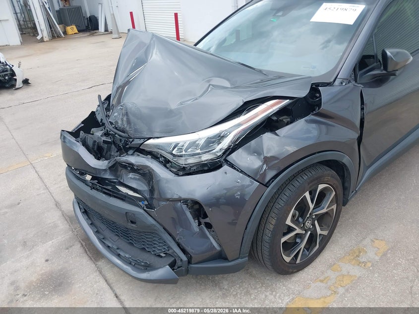 2020 Toyota C-hr VIN JTNKHMBX0L1088058 IAAI salvage auction — FRONT END, Salvage Title, sold $4,100 on 2026-07-22 (photo 6)