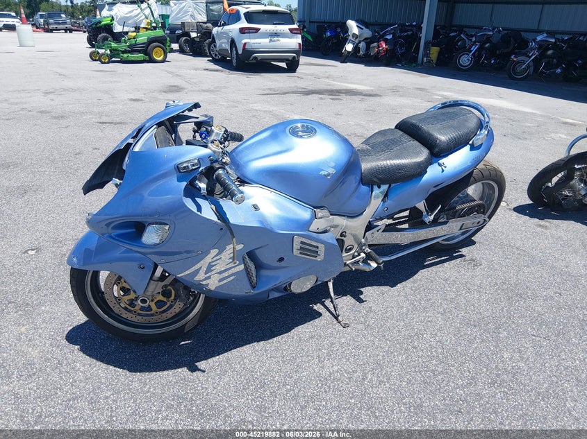 2000 Suzuki Gsx VIN JS1GW71A6Y2107173 IAAI salvage auction — FRONT END, Salvage (South Carolina), sold $2,000 on 2026-07-08 (photo 2)