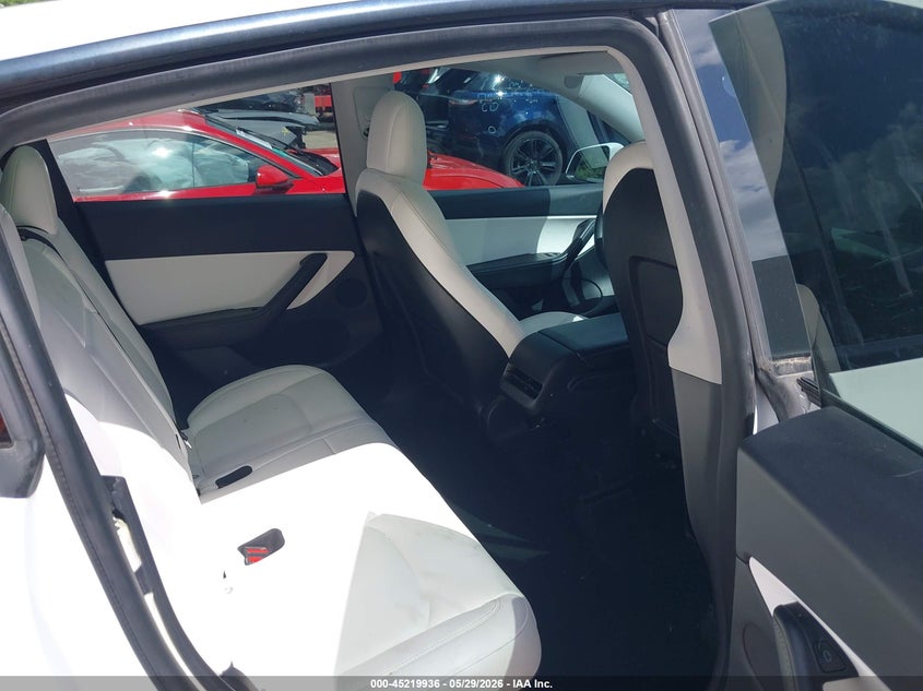 2021 Tesla Model y VIN 5YJYGDEE9MF304896 IAAI salvage auction — REAR END, Salvage Title, sold $10,450 on 2026-07-30 (photo 8)