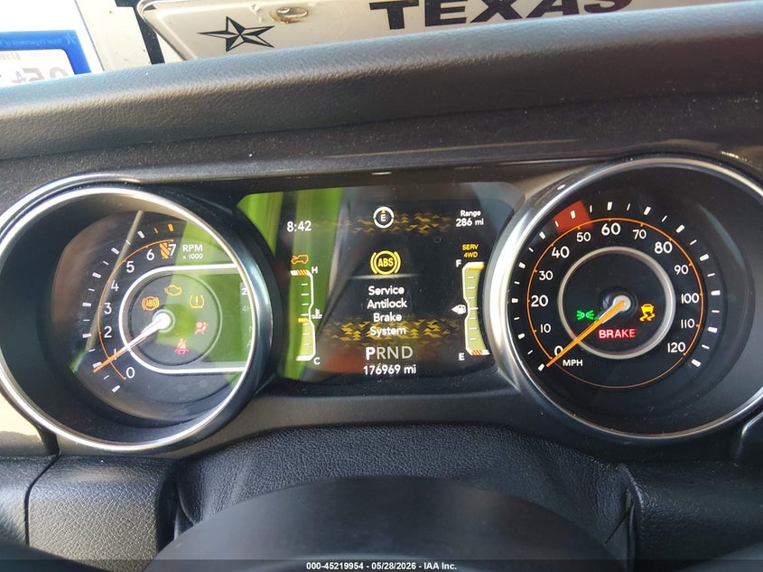 2020 Jeep Wrangler / VIN 1C4HJXDG7LW185990 IAAI salvage auction — LEFT FRONT, Salvage (Texas), sold $5,100 on 2026-07-18 (photo 7)