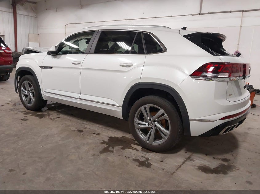 2024 Volkswagen Atlas cross sport VIN 1V2AE2CA6RC264629 IAAI salvage auction — FRONT END, Salvage Title, sold $4,250 on 2026-07-28 (photo 3)