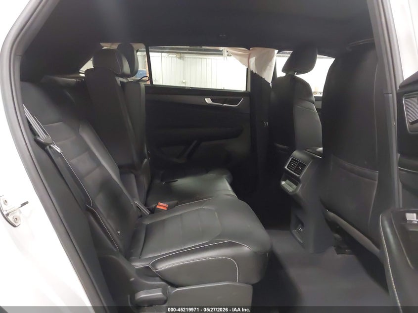 2024 Volkswagen Atlas cross sport VIN 1V2AE2CA6RC264629 IAAI salvage auction — FRONT END, Salvage Title, sold $4,250 on 2026-07-28 (photo 8)