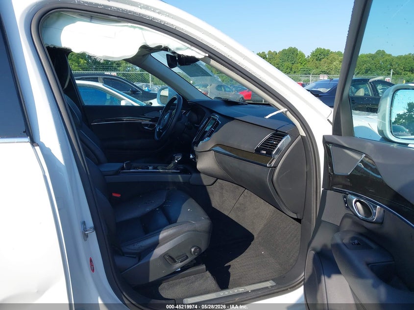 2018 Volvo Xc90 VIN YV4102CK6J1338704 IAAI salvage auction — RIGHT SIDE, Salvage Title, sold $10,025 on 2026-07-13 (photo 5)