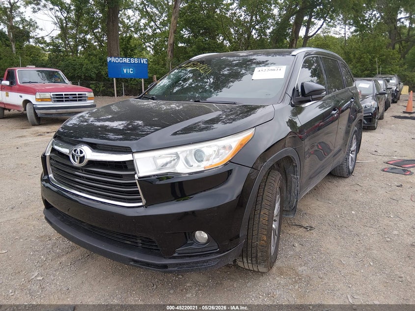2014 Toyota Highlander VIN 5TDJKRFH8ES021036 IAAI salvage auction — FRONT END, Salvage Title, sold $7,400 on 2026-07-08 (photo 2)