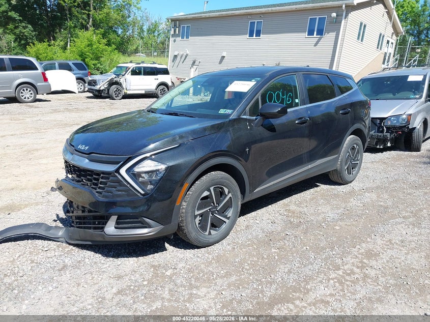 2023 Kia Sportage VIN KNDPUCAGXP7041334 IAAI salvage auction — RIGHT FRONT, Salvage Title, sold $8,400 on 2026-07-21 (photo 2)