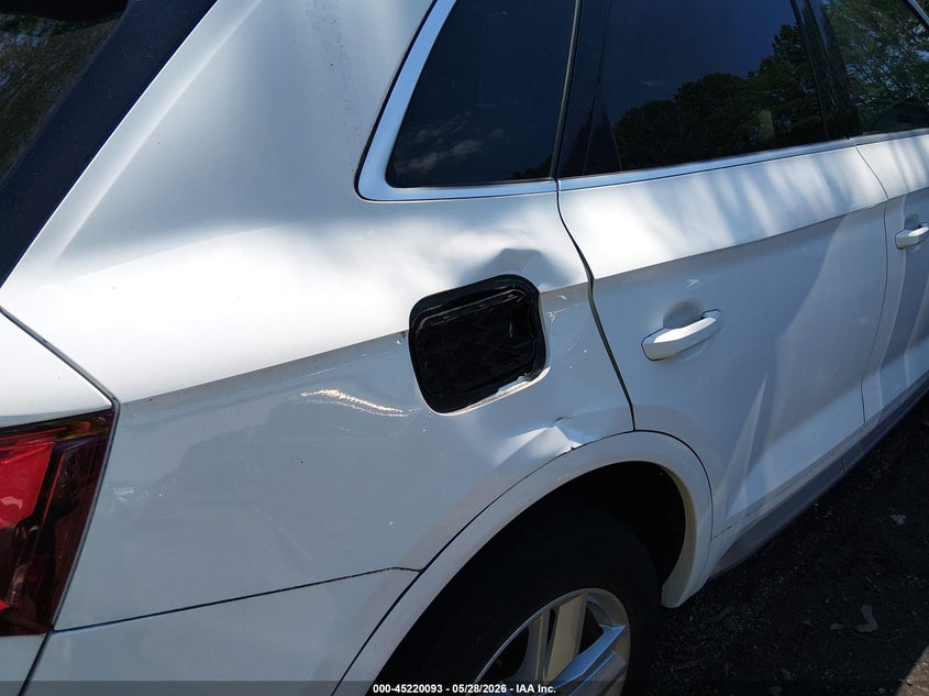 2020 Audi Q5 VIN WA1ANAFY8L2060880 IAAI salvage auction — RIGHT REAR, Salvage Title, sold $9,000 on 2026-07-23 (photo 6)