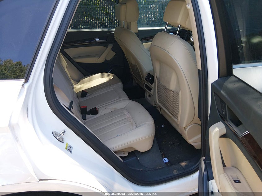 2020 Audi Q5 VIN WA1ANAFY8L2060880 IAAI salvage auction — RIGHT REAR, Salvage Title, sold $9,000 on 2026-07-23 (photo 8)
