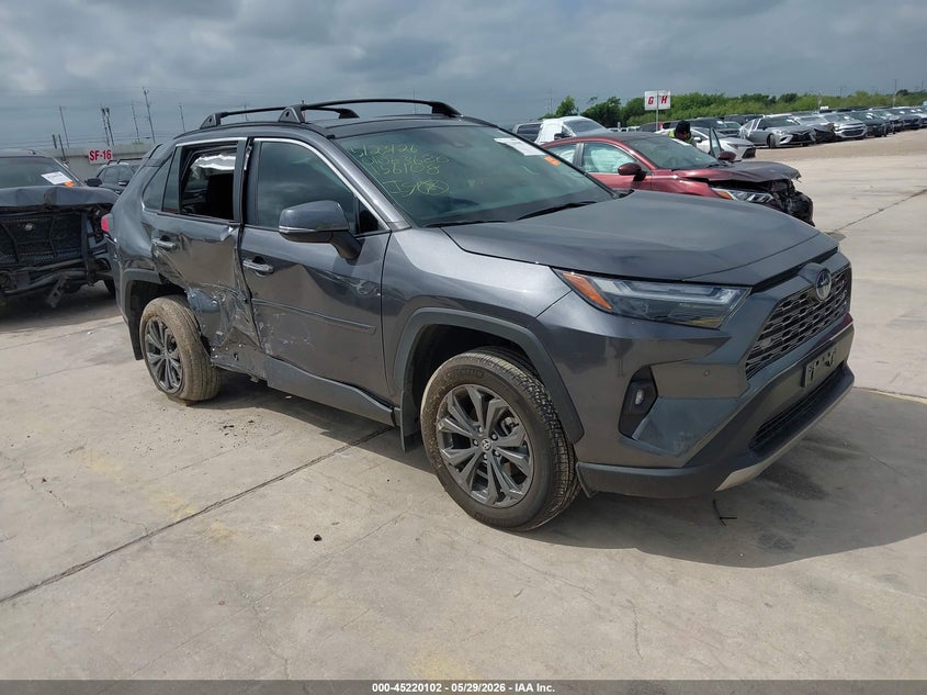 2024 Toyota Rav 4 VIN 4T3D6RFV8RU156108 IAAI salvage auction — SIDE, Salvage Title, sold $12,700 on 2026-07-29 (photo 1)