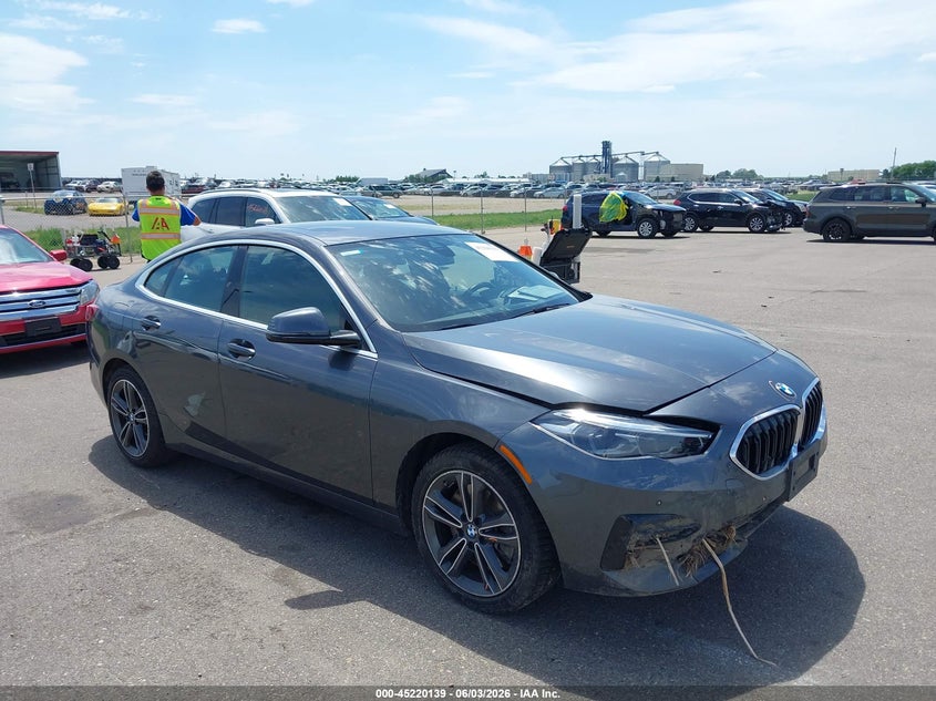 2021 BMW 2er VIN WBA73AK01M7H05153 IAAI salvage auction — FRONT END, Salvage Title, sold $4,950 on 2026-07-09 (photo 1)