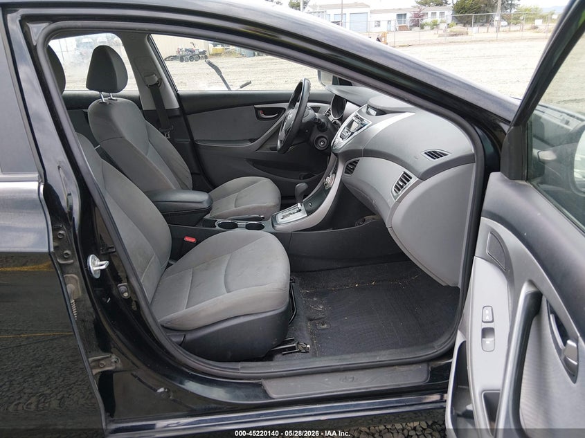 2012 Hyundai Elantra VIN KMHDH4AE6CU313901 IAAI salvage auction — FRONT END, Salvage (Oregon), sold $400 on 2026-07-06 (photo 5)