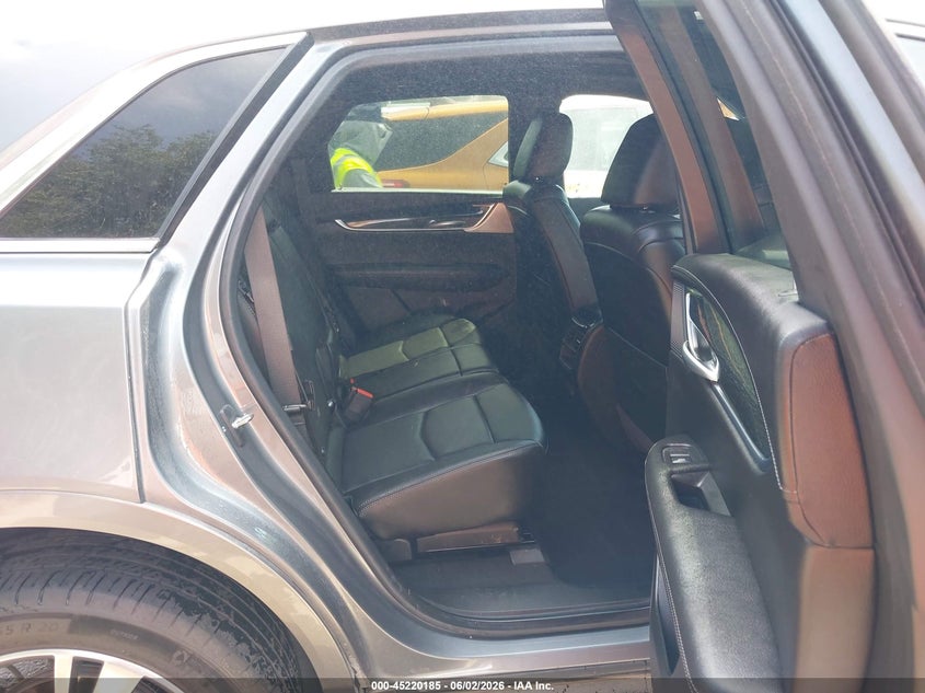 2021 Cadillac Xt5 VIN 1GYKNDRS8MZ126124 IAAI salvage auction — HAIL, Salvage Title, sold $8,300 on 2026-07-29 (photo 8)