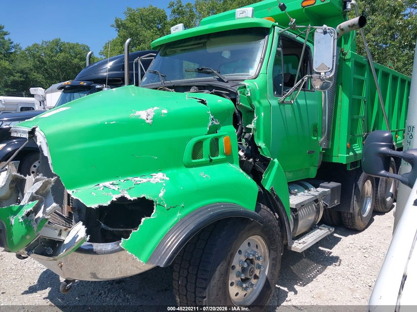 2006 Sterling truck L 9500 VIN 2FZMAZDE86AW36271 IAAI salvage auction — FRONT END, Salvage (Idaho), sold $2,350 on 2026-07-29 (photo 2)