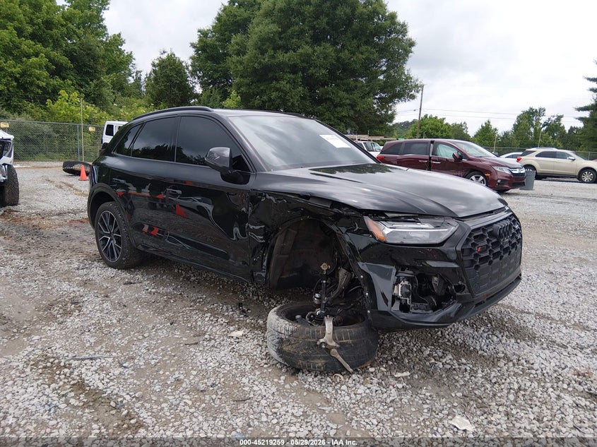 2022 Audi Sq5 VIN WA1B4AFY2N2127984 IAAI salvage auction — RIGHT FRONT, Wait Title, sold $11,800 on 2026-09-26 (photo 1)