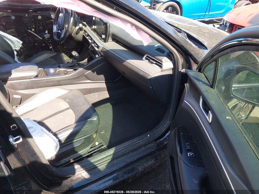 2021 Kia K5 VIN 5XXG64J22MG057373 IAAI salvage auction — ROLLOVER, Salvage Title, sold $2,475 on 2026-07-09 (photo 5)