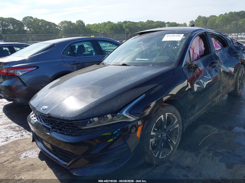 2021 Kia K5 VIN 5XXG64J22MG057373 IAAI salvage auction — ROLLOVER, Salvage Title, sold $2,475 on 2026-07-09 (photo 6)