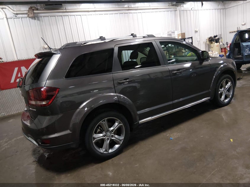 2017 Dodge Journey VIN 3C4PDDGG8HT574552 IAAI salvage auction — HAIL, Salvage (Iowa), sold $2,750 on 2026-08-15 (photo 4)