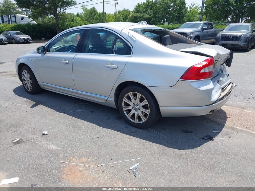 2010 Volvo S80 VIN YV1960AS0A1126001 IAAI salvage auction — REAR END, Salvage (North Carolina), sold $475 on 2026-07-13 (photo 3)